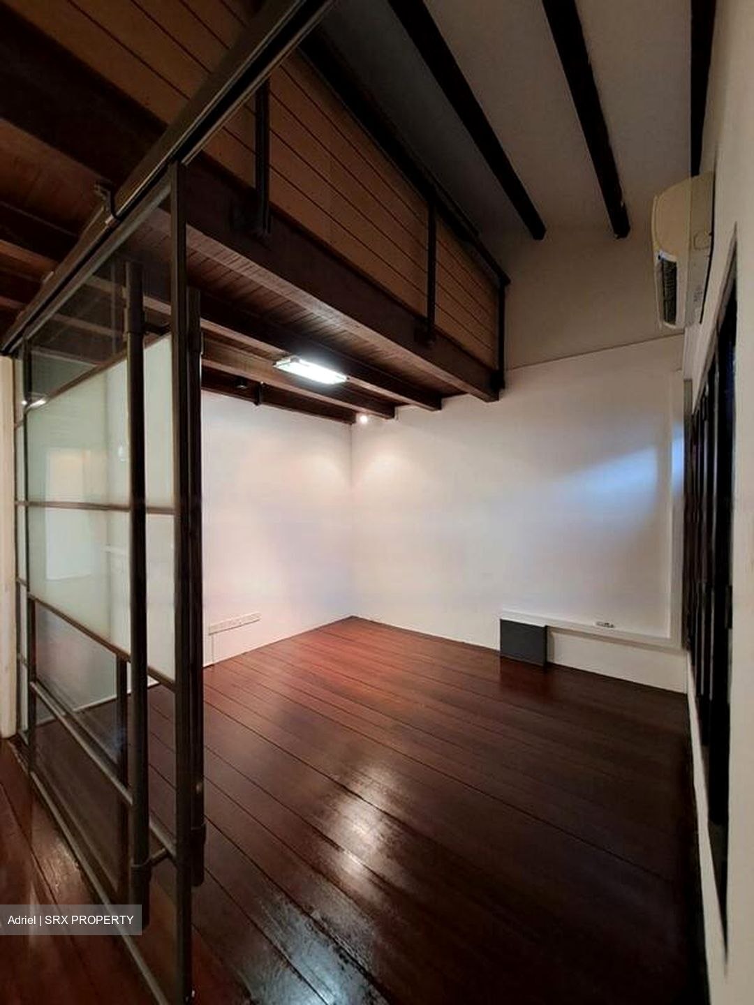 Stanley Street (D1), Office #458256561